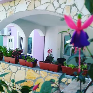  Appartement Ema & Sea Apartment's Kroatië